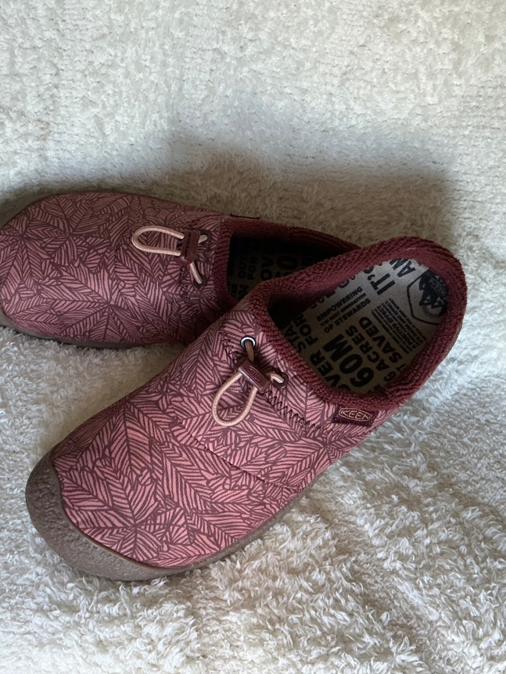 Keen Howser III Slide NWOT, size 8.5
